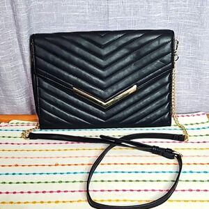 STEVE MADDEN CROSSBODY PURSE